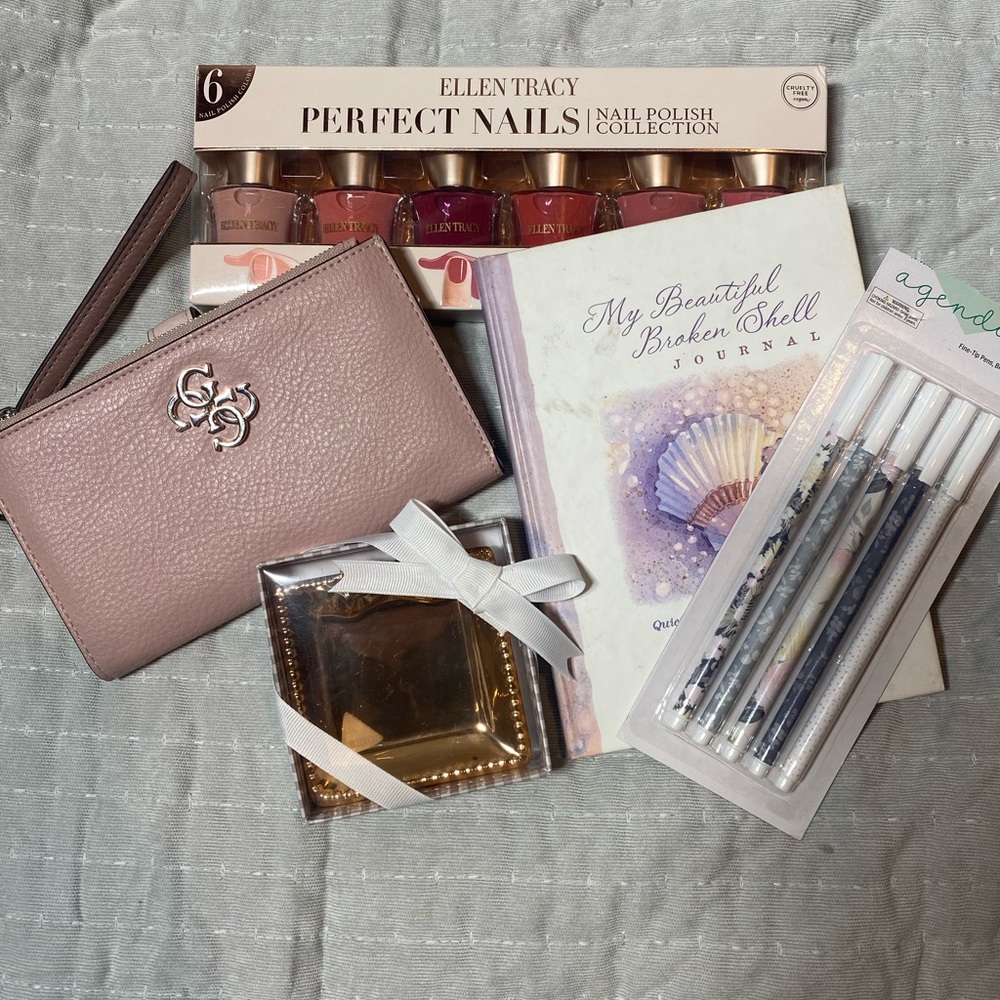 New Gift Bundle - image 1